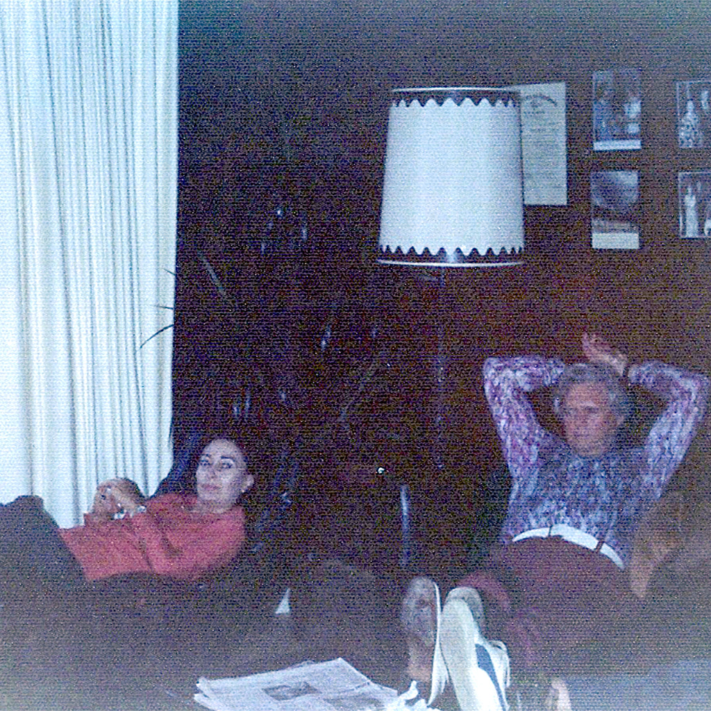 Mid-1980s Daphne & Wilson in the Den watching TV